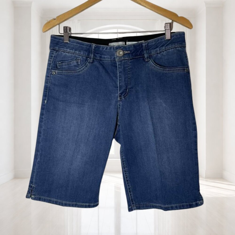 Dana Buchman Slimming Bermuda Jean Shorts Size 8 Stretch Mid Rise - Picture 3 of 13